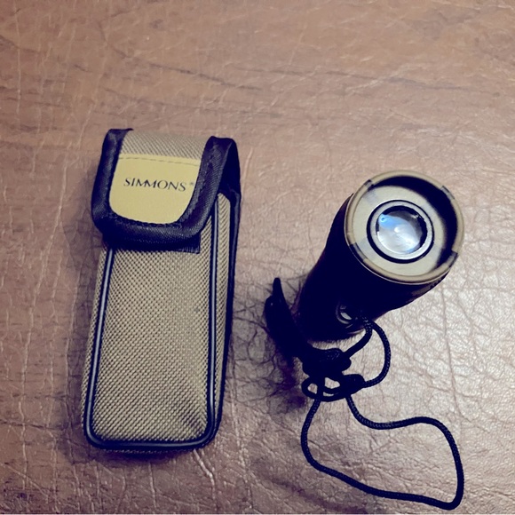 Simmons 8x21 Monocular with Case - Picture 1 of 3
